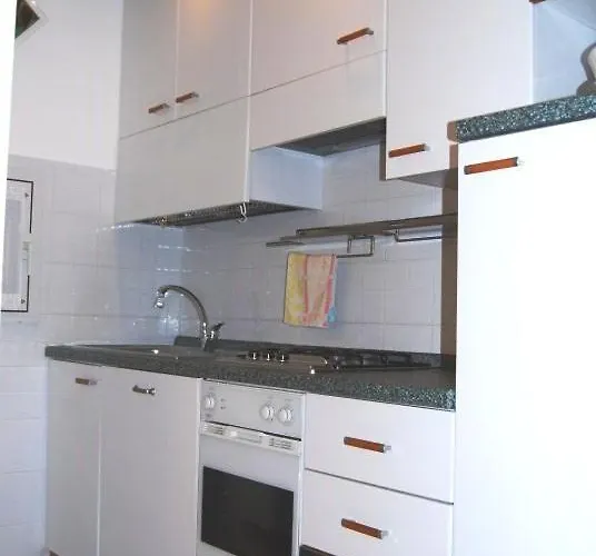 Villaggio Ginepri * Μπιμπιόνε